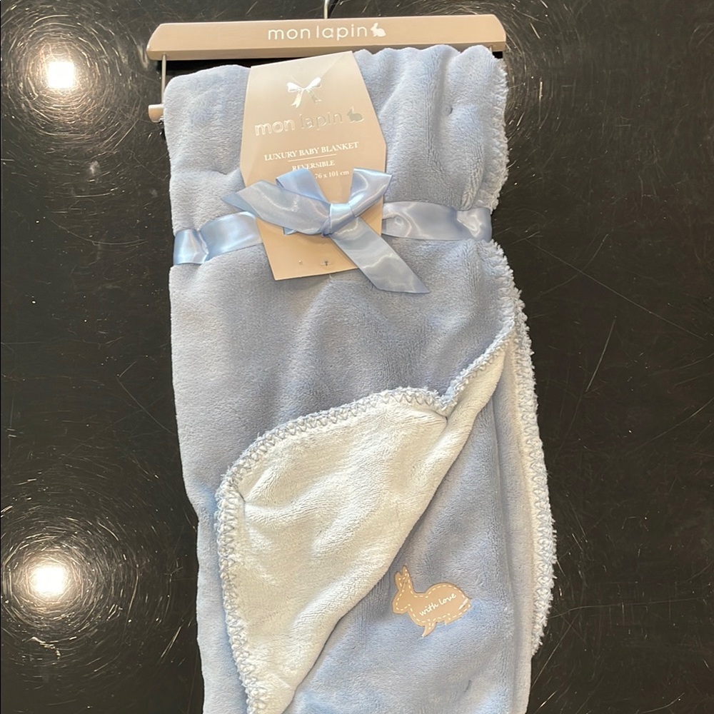 Cozy Blue and White Plush Throw Blanket